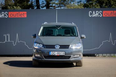 VW SHARAN
