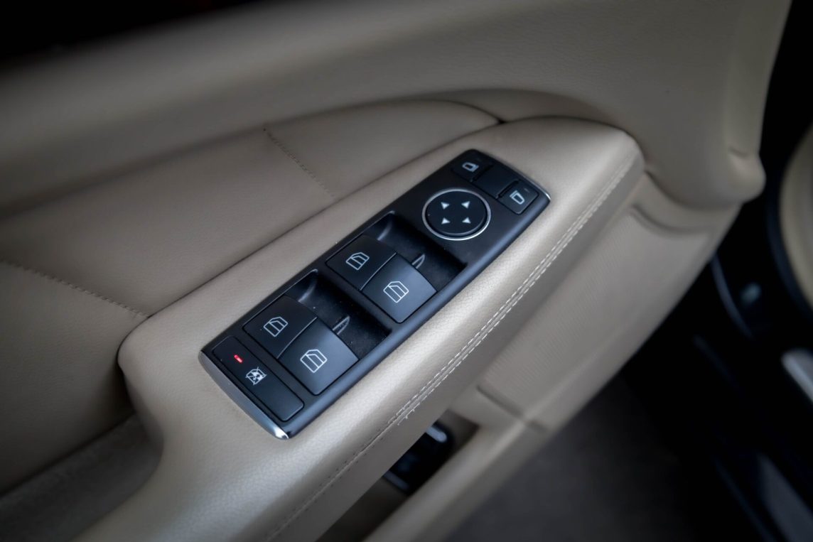 MERCEDES BENZ CLS 350