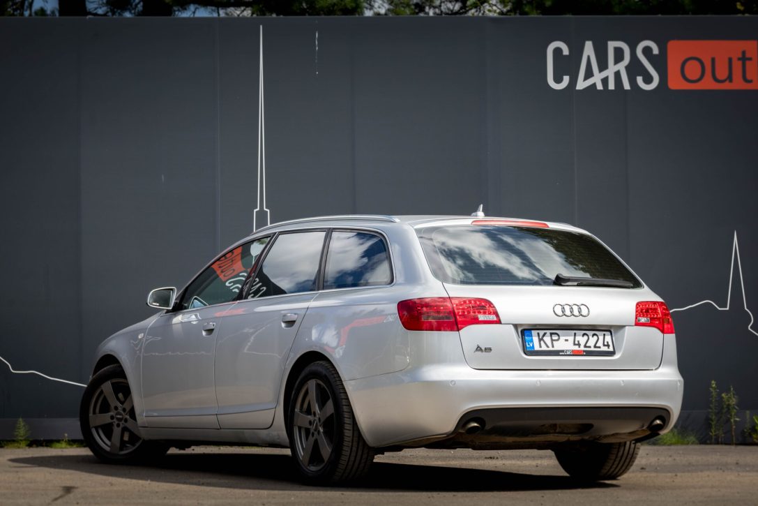 AUDI A6