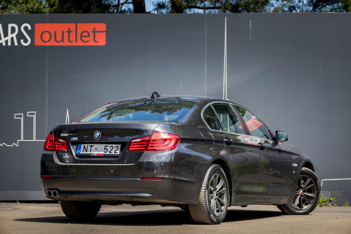 BMW 525