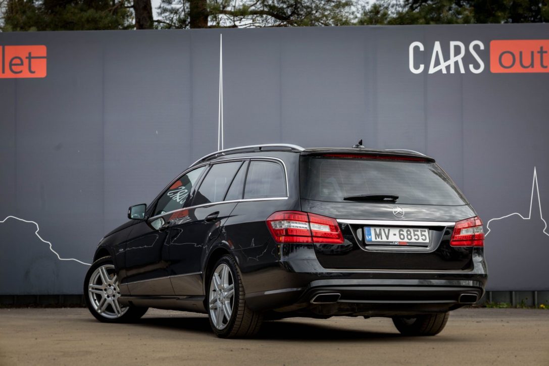 MERCEDES BENZ E350