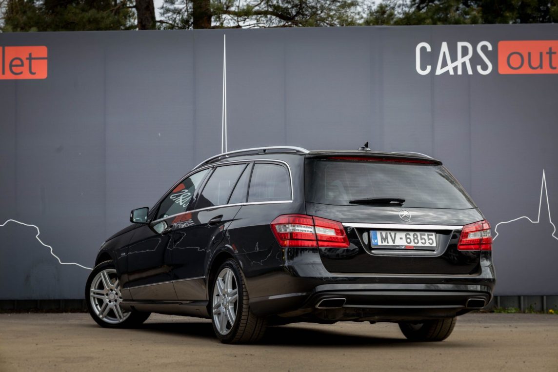 MERCEDES BENZ E350