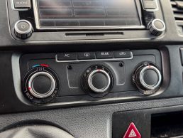VW MULTIVAN STARTLINE