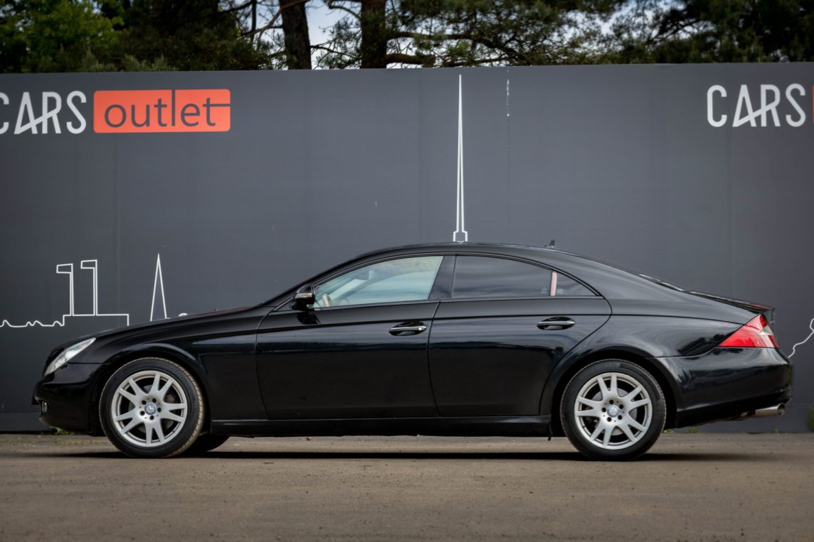 MERCEDES BENZ CLS 320