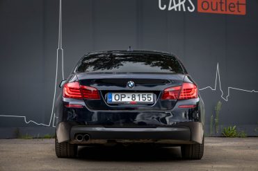 BMW 525