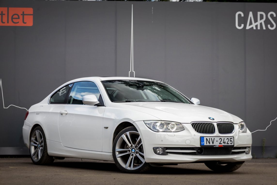 BMW 330