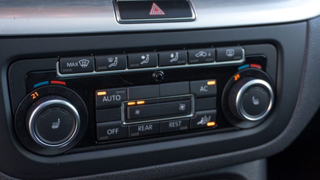 VW SHARAN