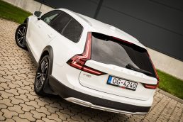 VOLVO V90 CROSS COUNTRY