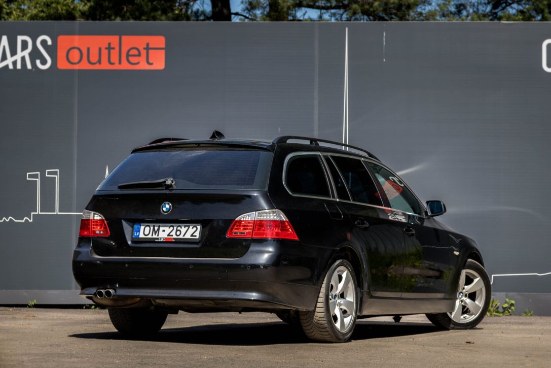 BMW 525