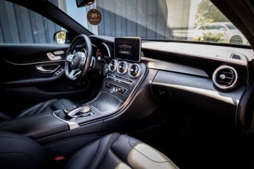 MERCEDES BENZ C220
