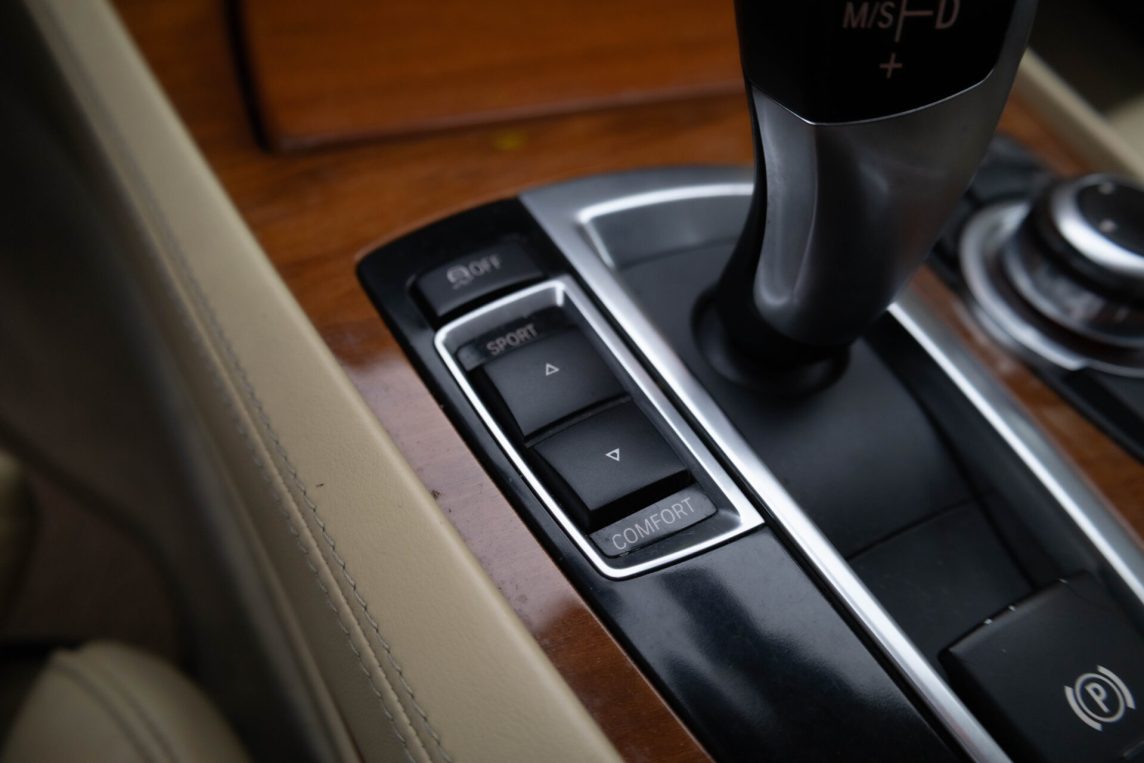 BMW 740