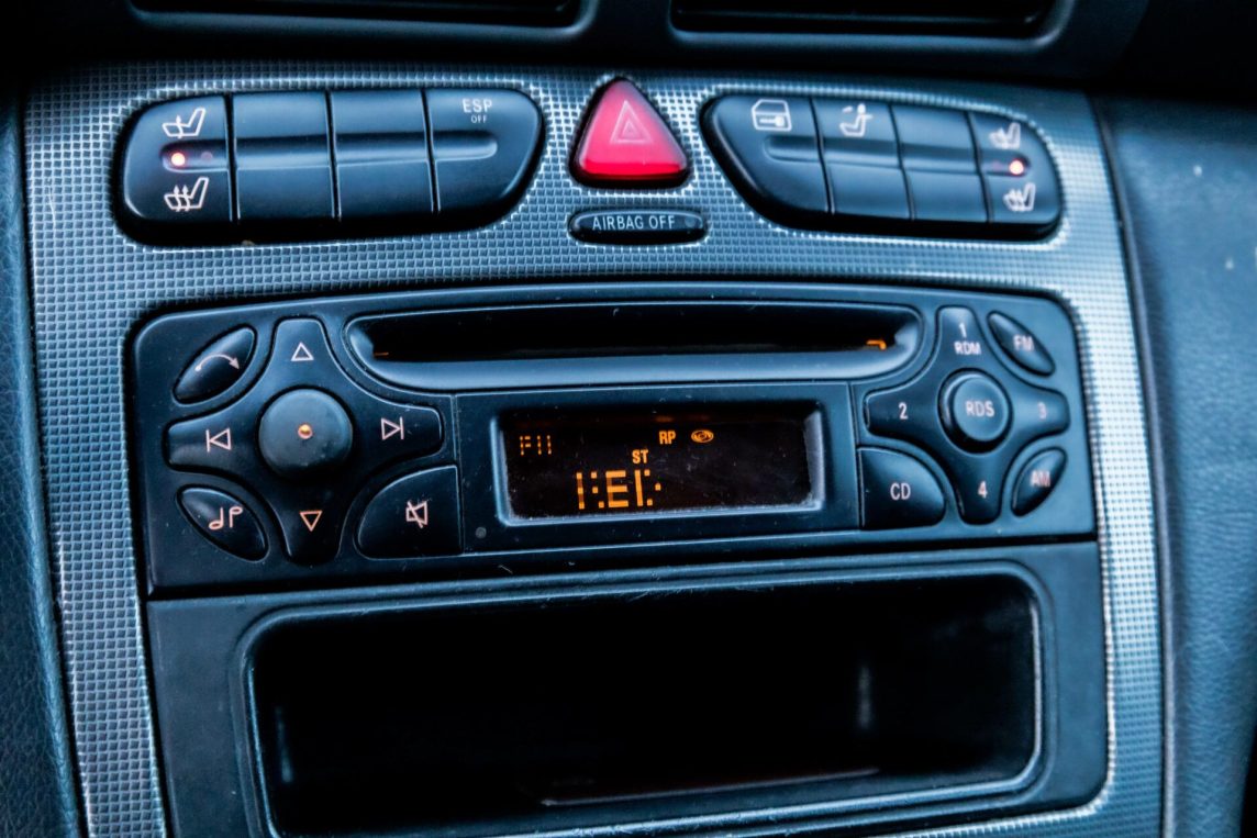 MERCEDES BENZ C 180