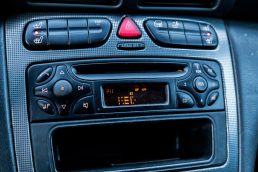 MERCEDES BENZ C 180