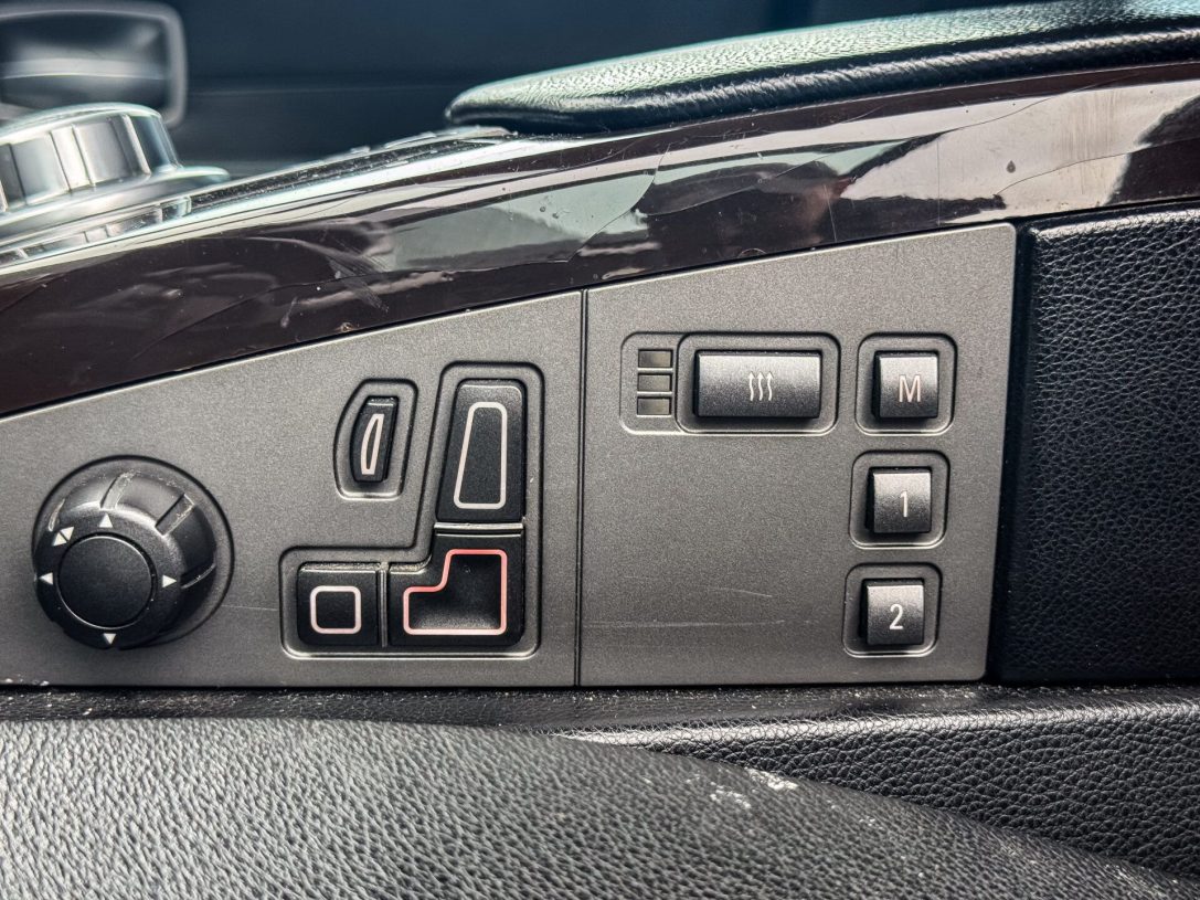 BMW 730