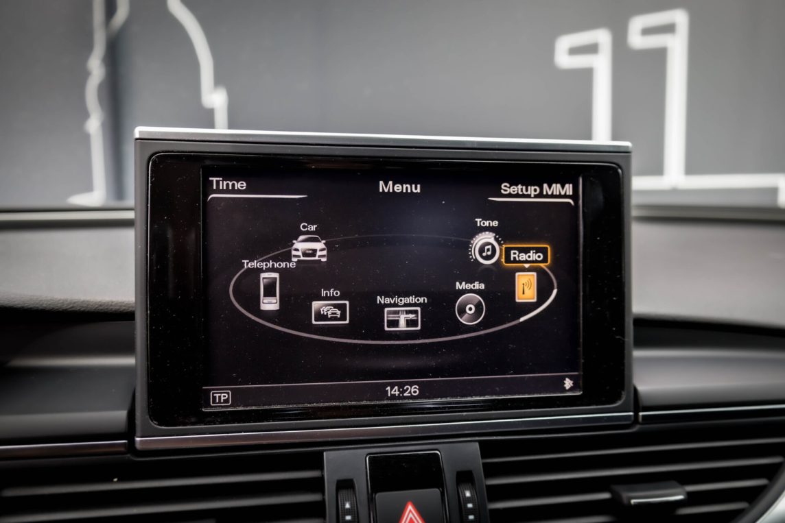 AUDI A6 LIMOUSINE