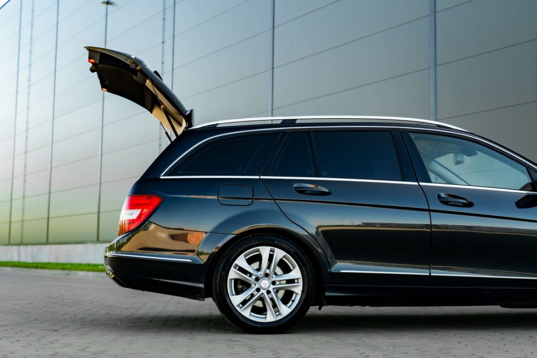 MERCEDES BENZ C220 CDI