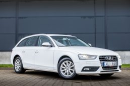 AUDI A4 AVANT