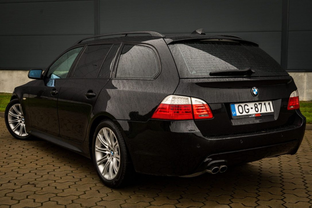 BMW 525