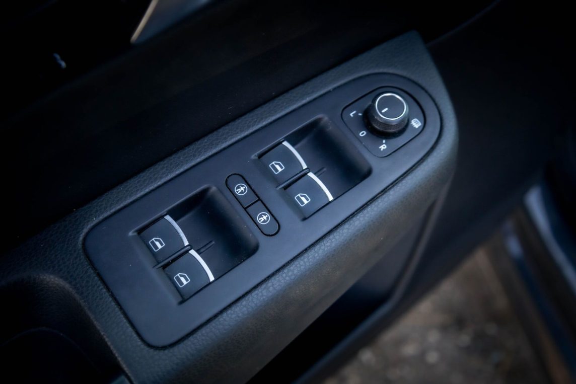VW SHARAN
