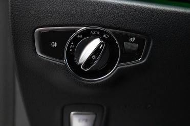 MERCEDES BENZ E 220 D 4MATIC