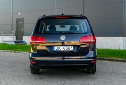 VW SHARAN