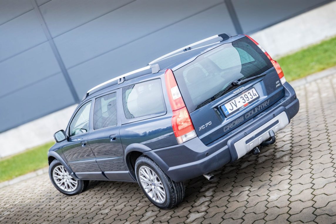 VOLVO XC70