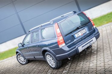 VOLVO XC70