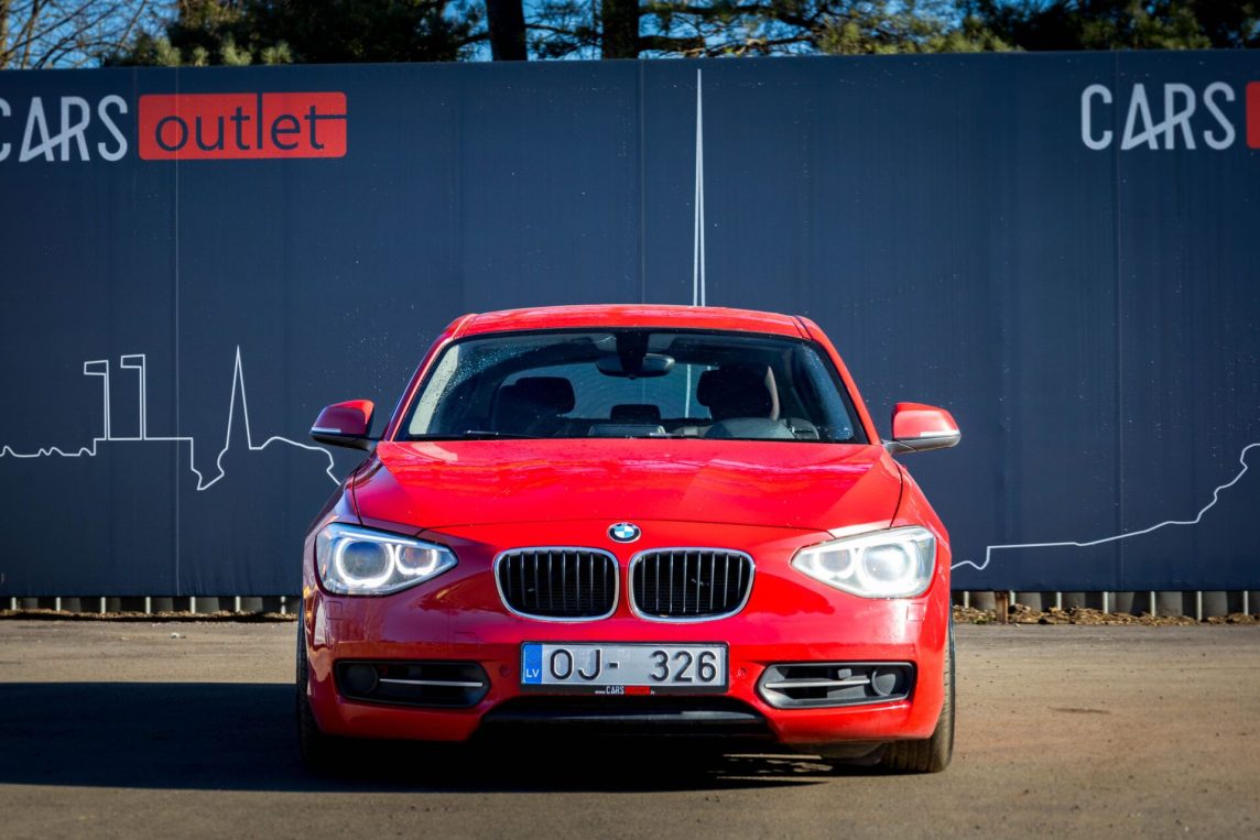 BMW 120