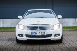 MERCEDES BENZ C200