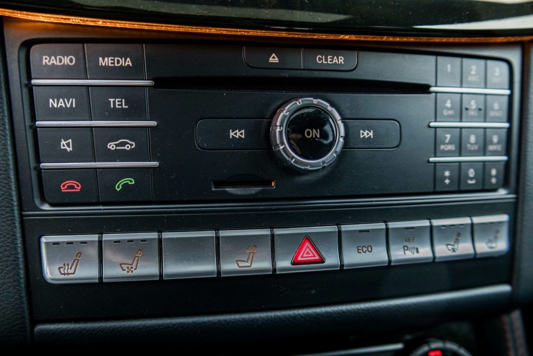 MERCEDES BENZ CLS 500 4MATIC