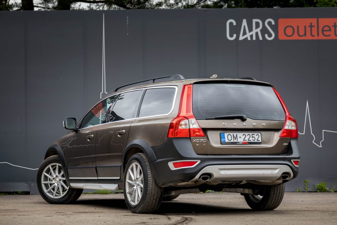 VOLVO XC70