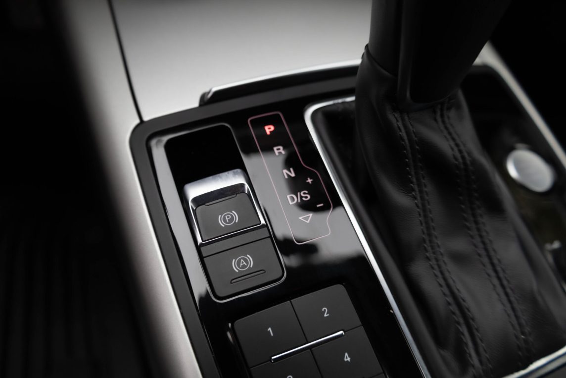 AUDI A6 LIMOUSINE
