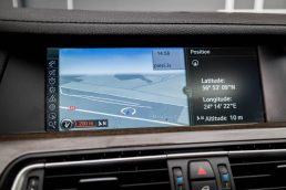BMW 730