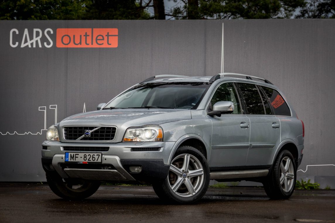 VOLVO XC90