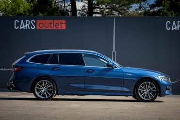 BMW 330E