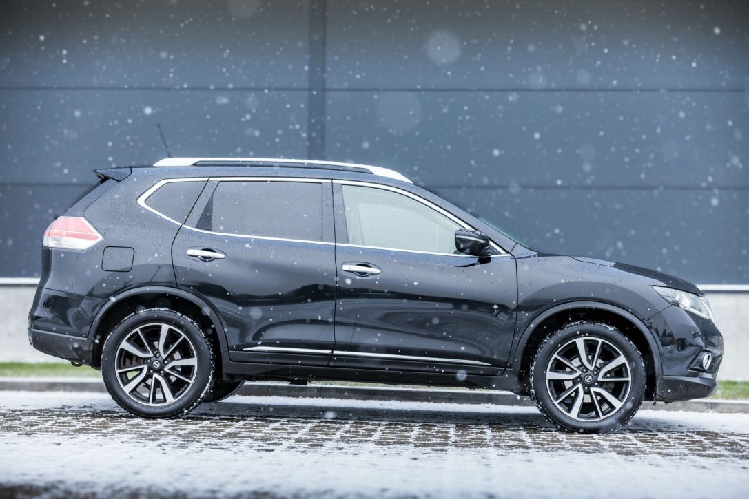 NISSAN X TRAIL